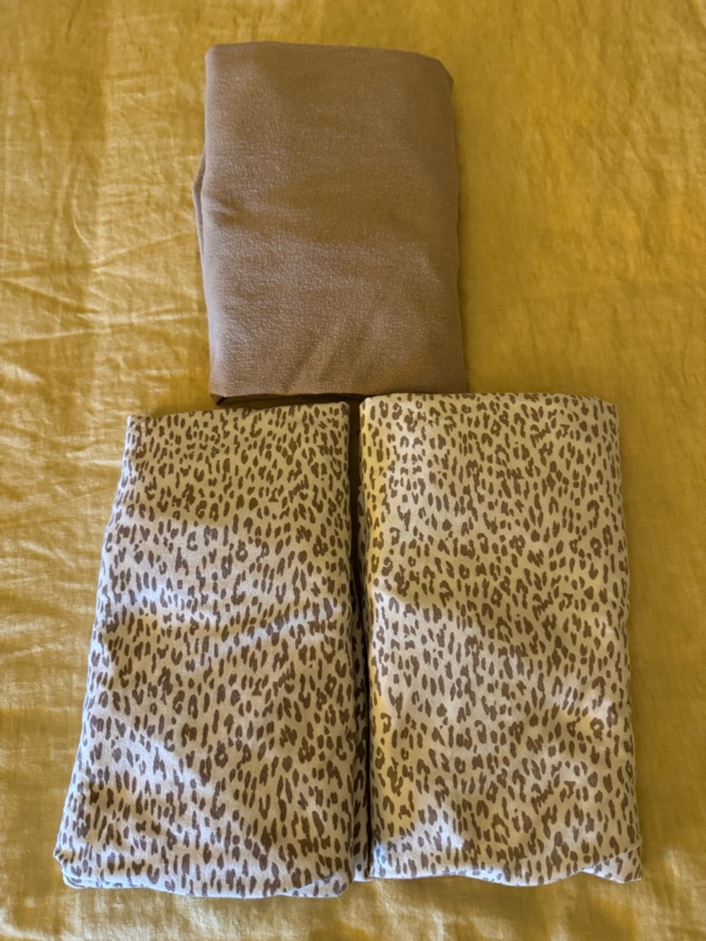 Kids Leopard Print and Solid Brown flannel crib sheets